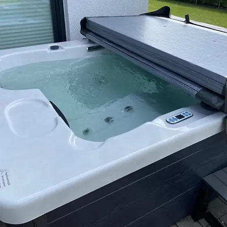 Wide Angle View * Zetel